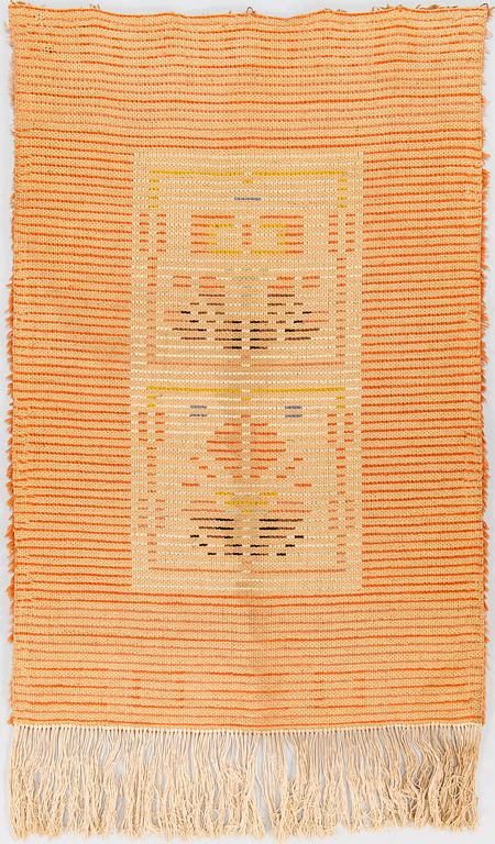 A 1930's Finnish long pile rug. Circa 105x68 cm.