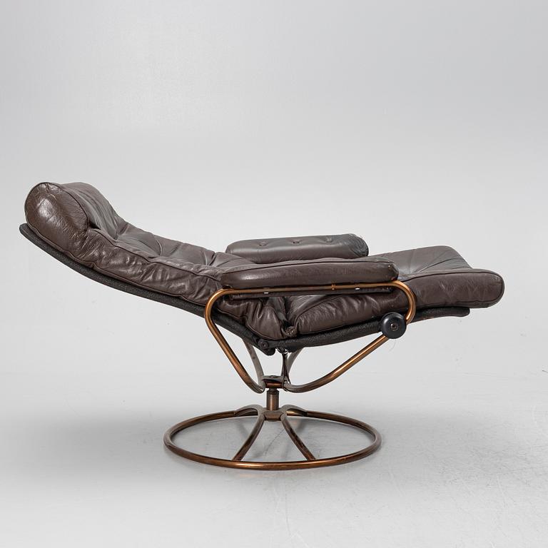 Armchairs, a pair, Stressless, Ekornes, later part of the 20th century.