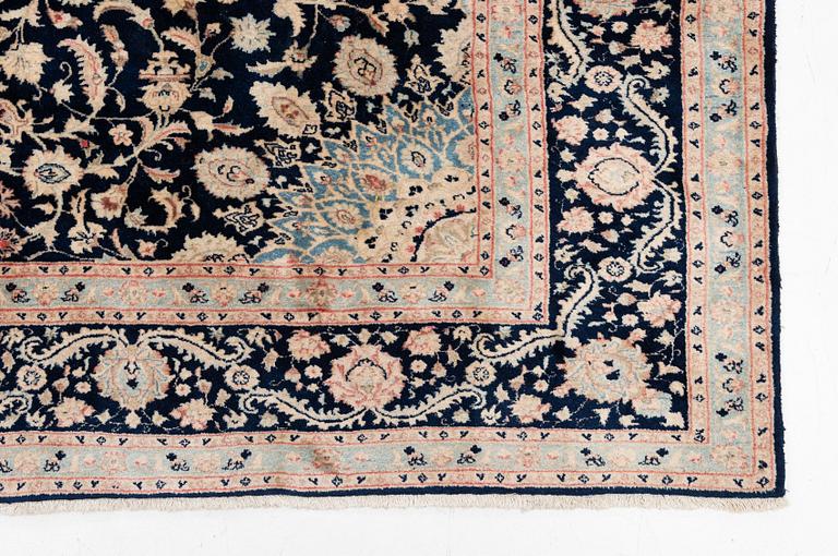 Carpet, Keshan, approx. 325 x 238 cm.