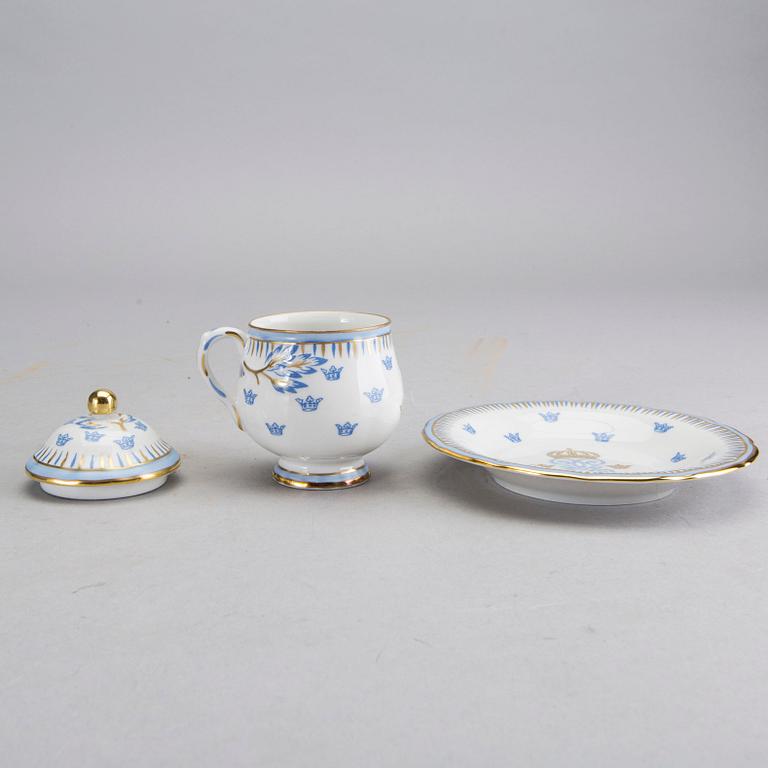 12 PORCELAIN CUSTARD CUPS WITH SAUCERS, Rörstrand, Sweden second half of 20th century.