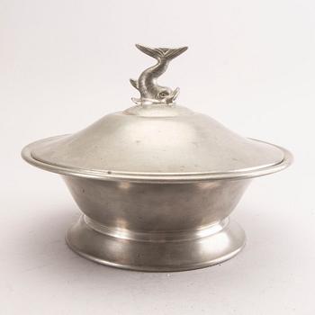 A pewter bowl with lid, a candelabra and a tray from Firma Svenskt Tenn 1927, 1930 and 1960.