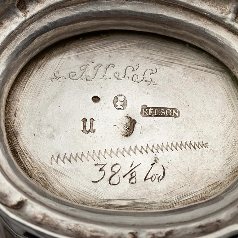 Kilian Kelson, tekanna, silver, Stockholm 1756. Rokoko.