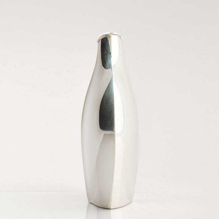 Tapio Wirkkala, a 'TW 42' silver vase, Kultakeskus, Hämeenlinna 1958.