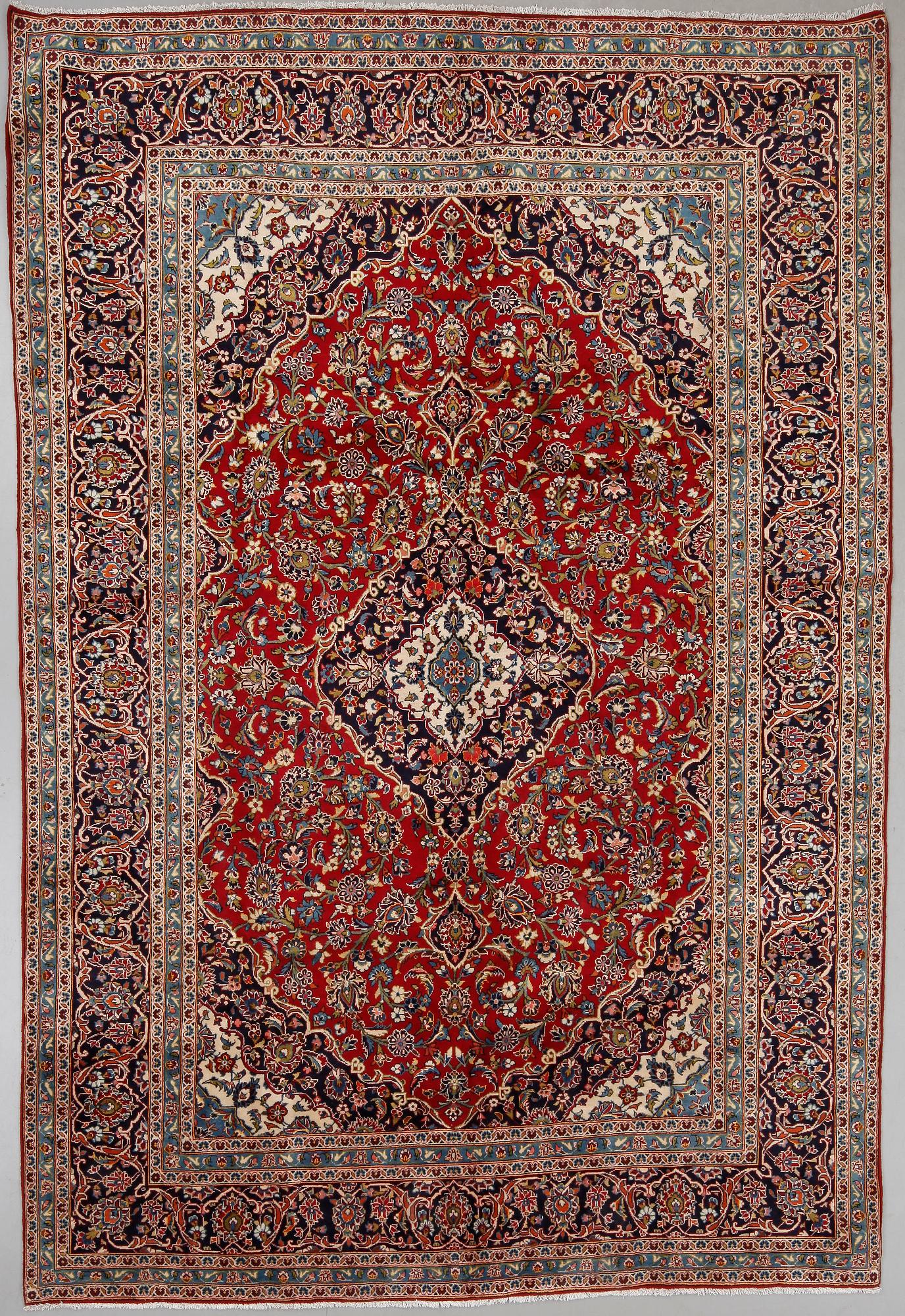 MATTA, Keshan, ca 362x245 cm.