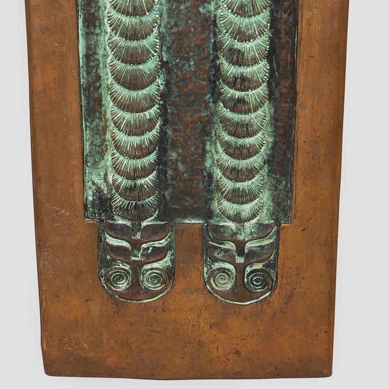 An early 20th century sconce.