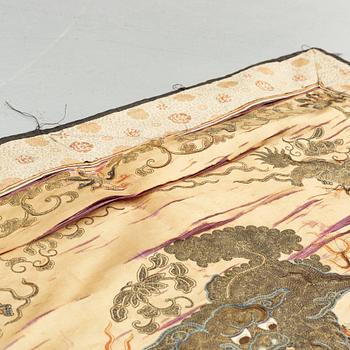 A textile, Qing dynasty, 19th century.