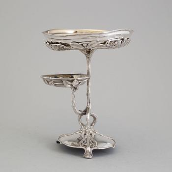 CG HALLBERG, dubbelskål, silver, jugend, Stockholm, 1902.