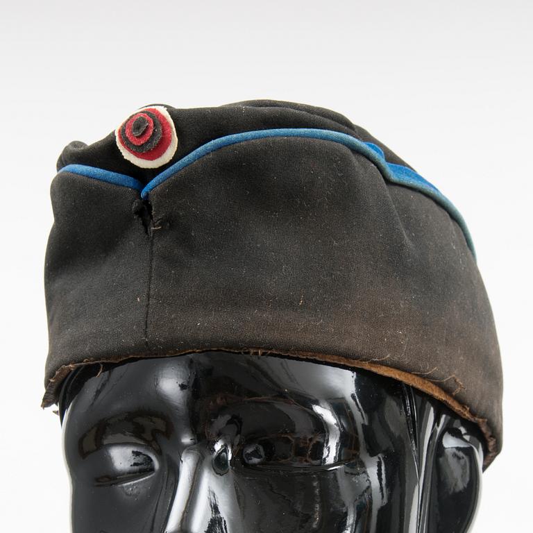 An 1890s Imperial Russian cadet cap.