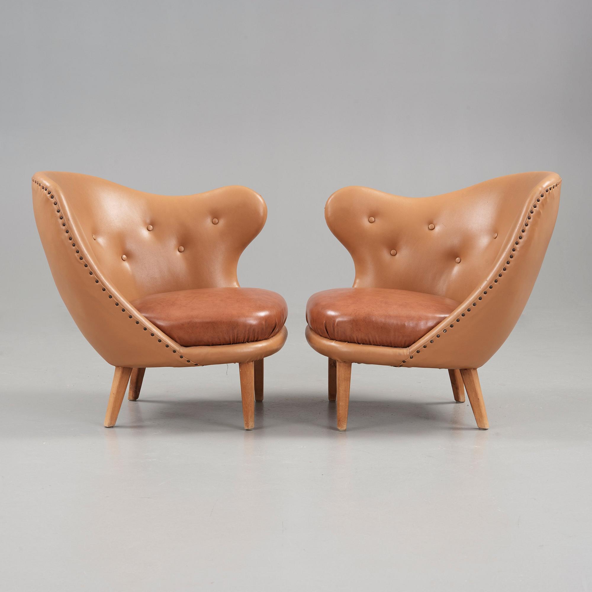 Arne Norell, A pair of Arne Norell 'Tummen/ The Thumb' easy chairs, Gösta Westerbergs Möbler, Stockholm 1950's.