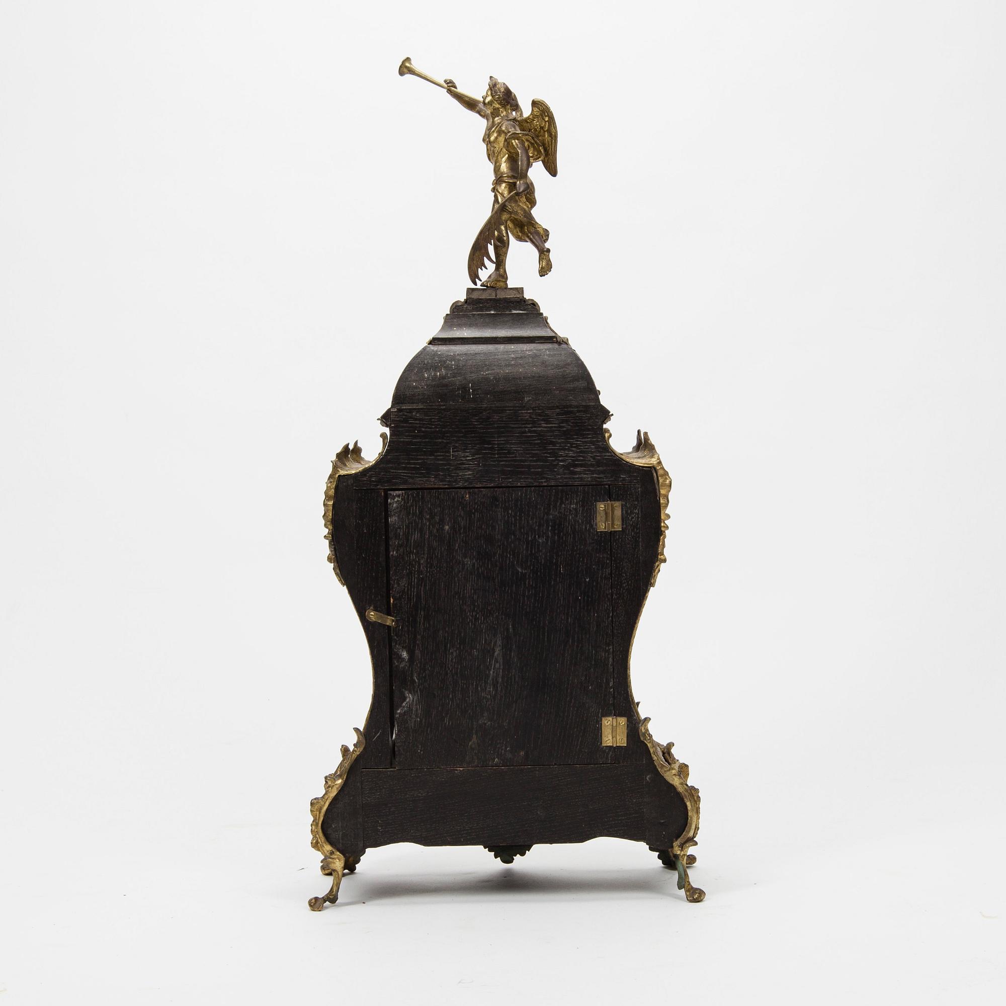 BORDSPENDYL,  Louis XV-stil, Frankrike, 1800-tal.