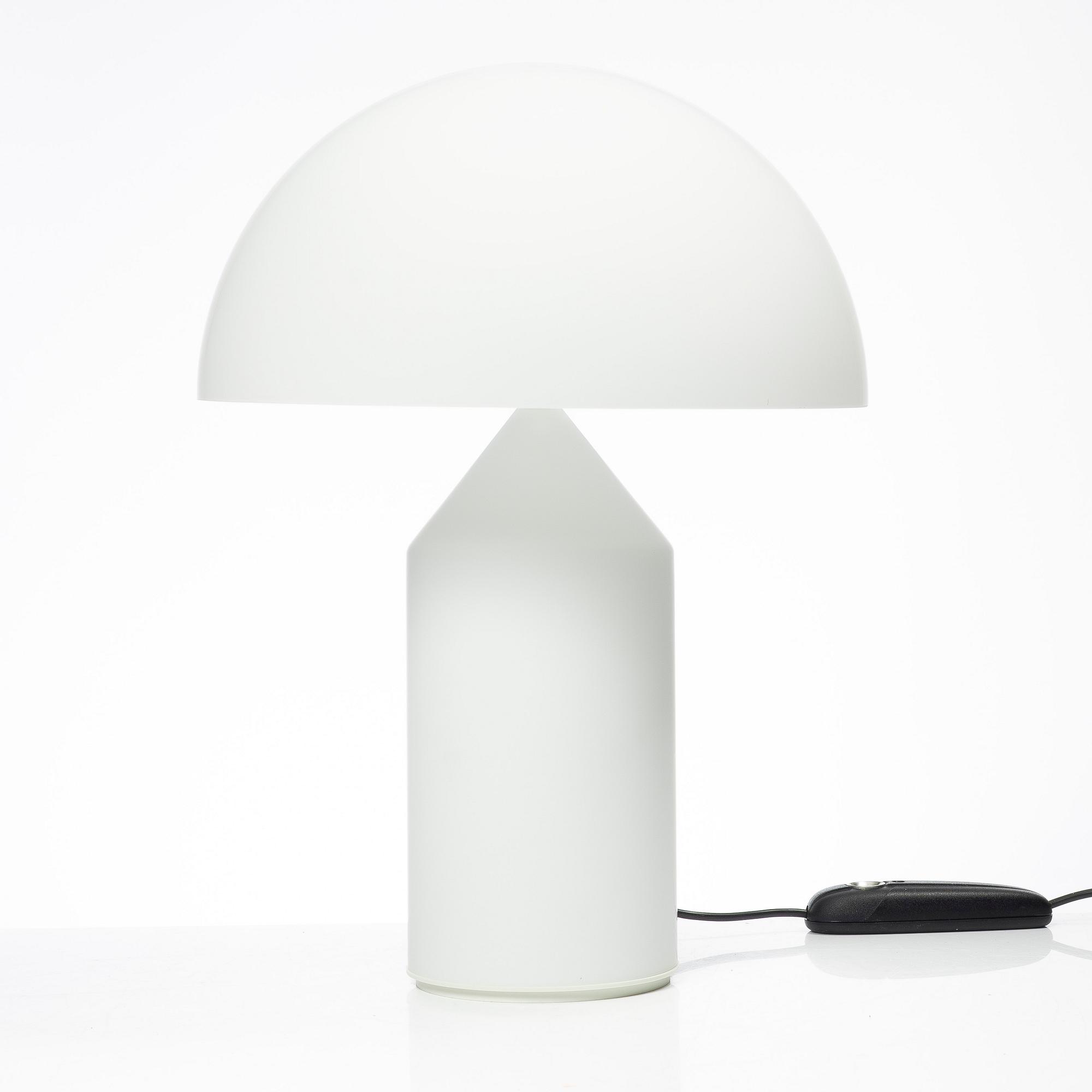 Vico Magistretti, bordslampa, "Atollo", Oluce, Italien.