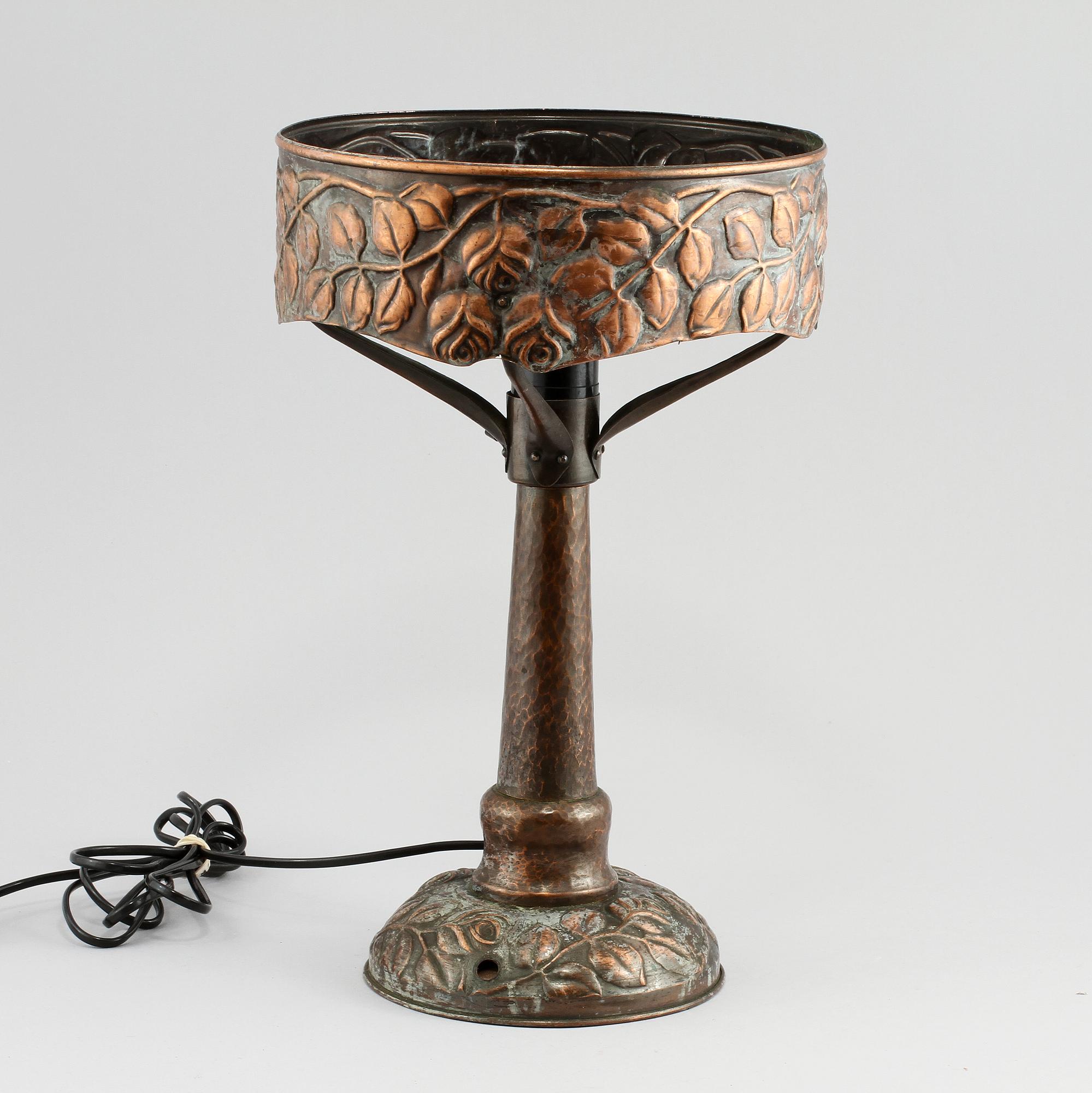 LAMPFOT, jugend, 1900-talets början.