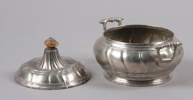 TERRIN, tenn, rokoko, 1700-tal.