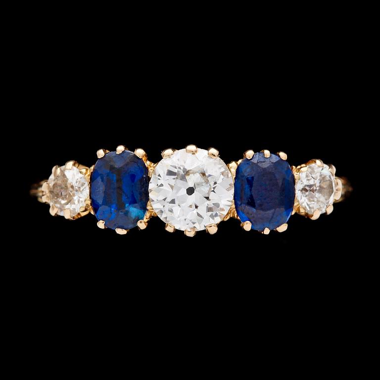 RING, old cut diamonds, tot. app. 0.65 cts and blue sapphires.