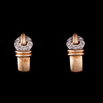ÖRHÄNGEN, 14K guld, 8/8-slipade diamanter. Vikt totalt ca 2,5 g.