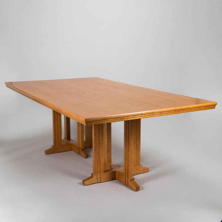 Eliel Saarinen, ruokapöytä ja tuoleja, 6 kpl, "Cranbrook", Adelta Oy, 1900-luvun loppu.