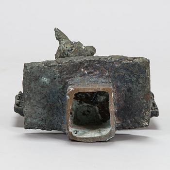 Kari Juva, bronsskulptur, signerad och daterad -88 samt monogramsignerad.