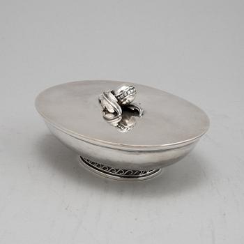 Sven Carlman, a silver bowl with lid,