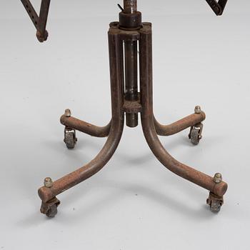 Chair, industrial model, first half of the 20th century.