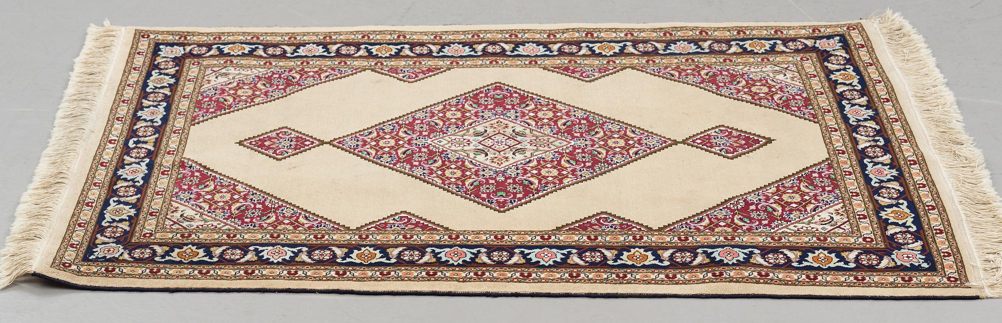 A rug old oriental, ca 140 x 96 cm.