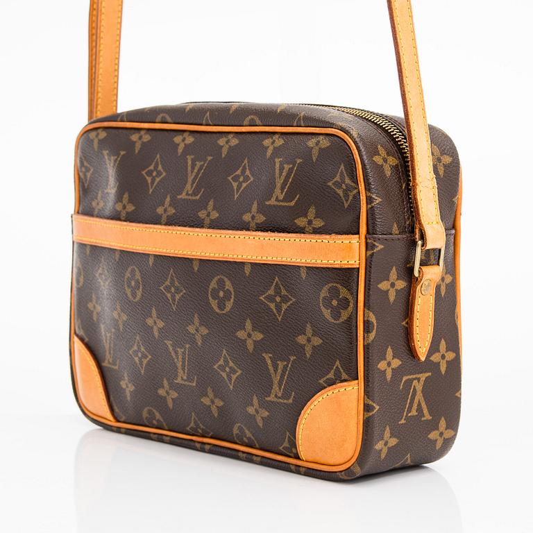Louis Vuitton, a Monogram 'Trocadero 27' Bag.