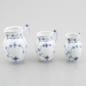 Three 'Blue Fluted' / 'Musselmalet' porcelain milkjugs, Royal Copenhagen, model 159, 450, 459, 1893-1900 and later.