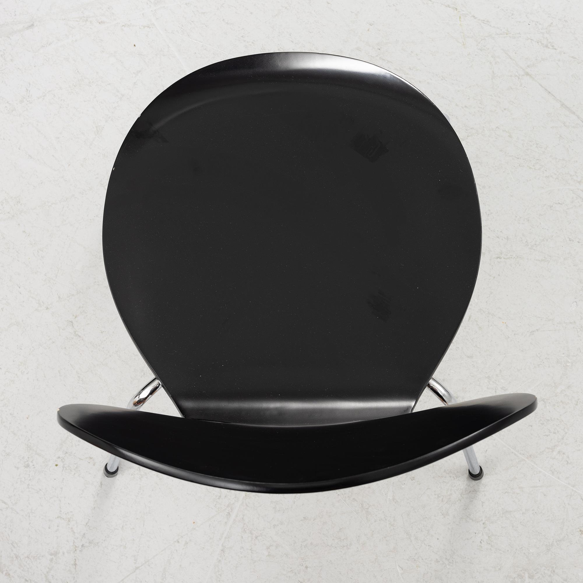 Arne Jacobsen, four 'the Ant chair", Fritz Hansen.