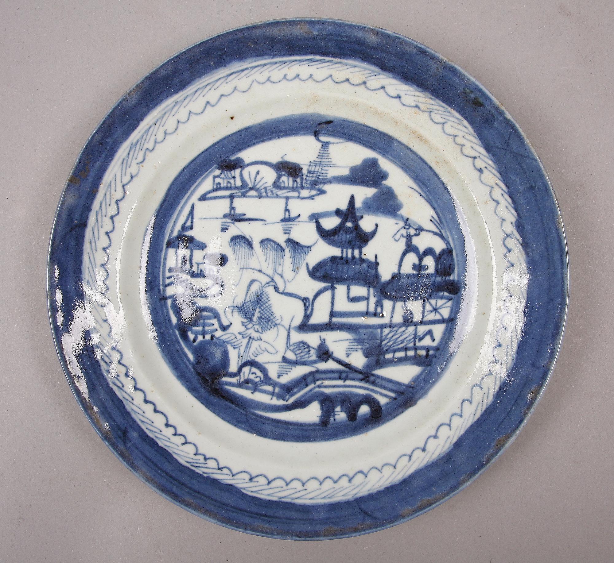 TALLRIKAR, 12 st samt ASSIETTER, 4 st, porslin, Kina, 1700-1800-tal.