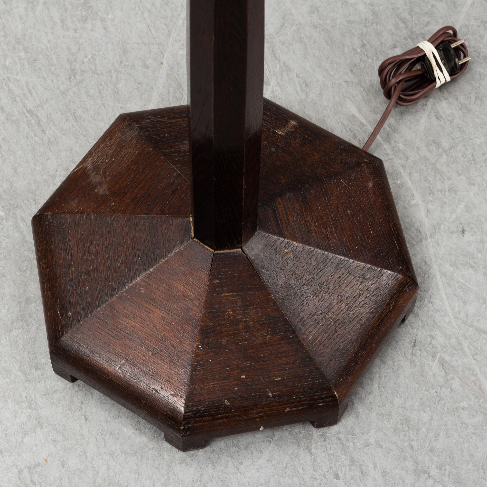 GOLVLAMPA, 1930-40-tal.