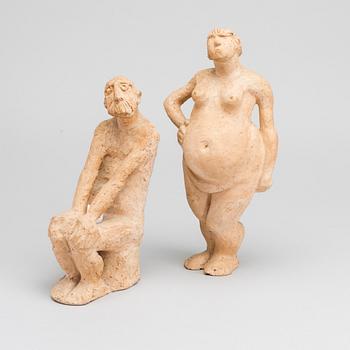 ÅKE HOLM, a set of two clay figurines.