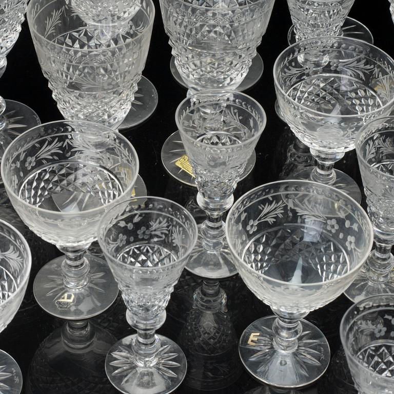 ELIS BERGH, GLASS 46 PCS "ELIVRA MADIGAN" KOSTA.