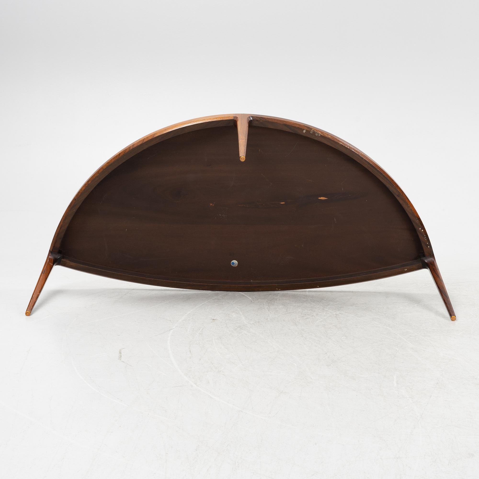Johannes Andersen, a rosewood veneered coffee table, CF Christenson Silkeborg, Denmark, 1960's.