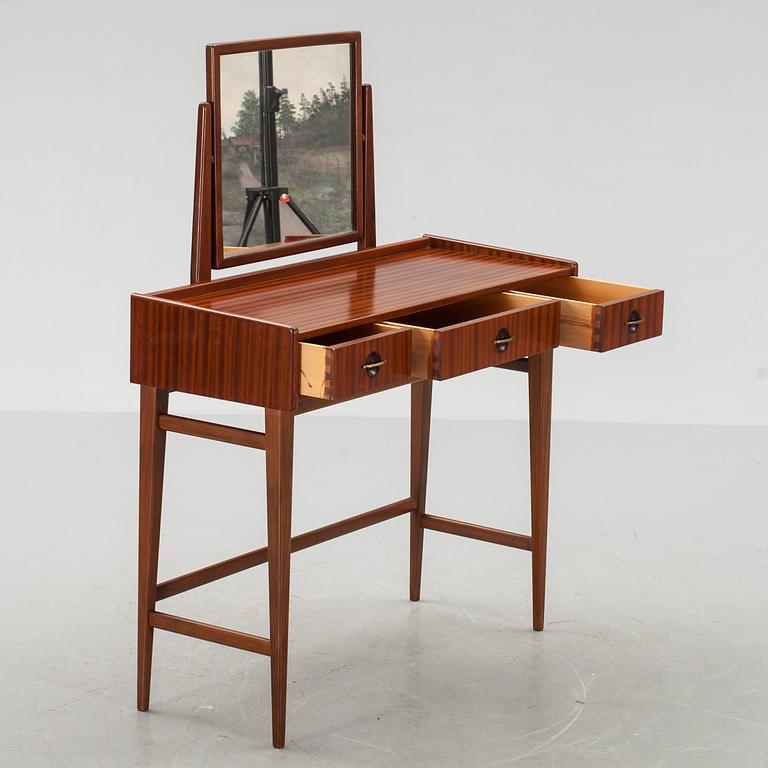 TOILETTBORD, Fröseke, för "Bra Bohag-serien". 1950/60-tal.