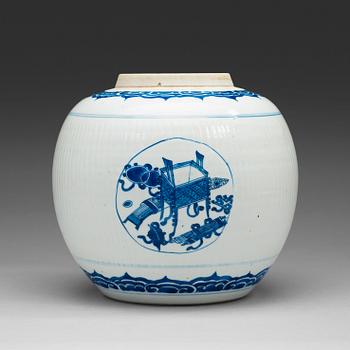 321. BOJAN, porslin. Qingdynastin, Kangxi (1662-1722).