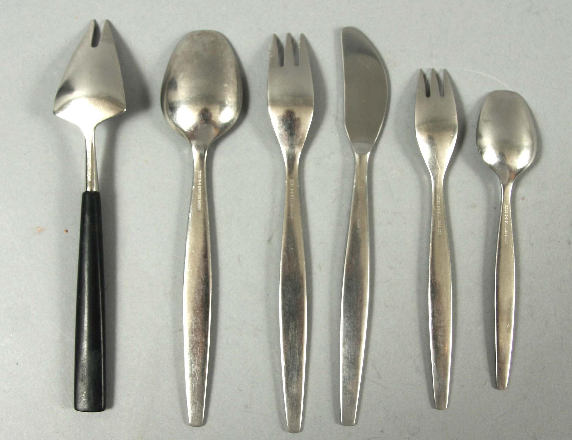 BESTICKSUPPSÄTTNING, 30 delar, "Focus Steel", Gense, rostfritt stål samt COCKTAILGAFFLAR, 6 st, Gense.