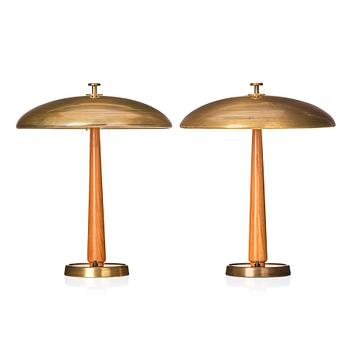 217. Bertil Brisborg, or Erik Tidstrand, a pair of table lamps, model "30331", Nordiska Kompaniet, 1940s.