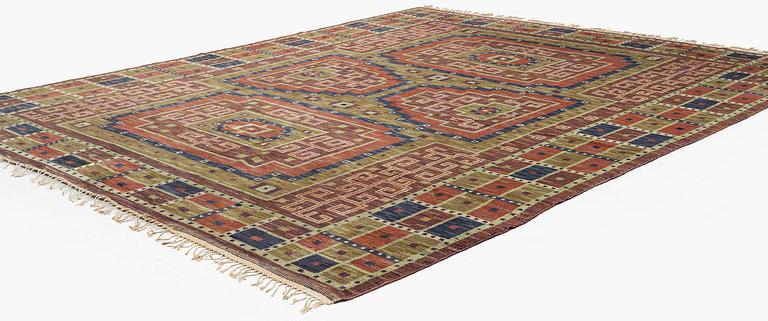 Märta Måås-Fjetterström, a carpet, 'Storkorset' ('Åhléns matta'), knotted pile, c. 380 x 323 cm, signed MMF.