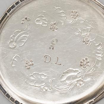 GLASUNDERLÄGG/COASTERS, 11 st, silver. Georg Jensen, sterling, Danmark respektive GAB, Stockholm, 1963-5.