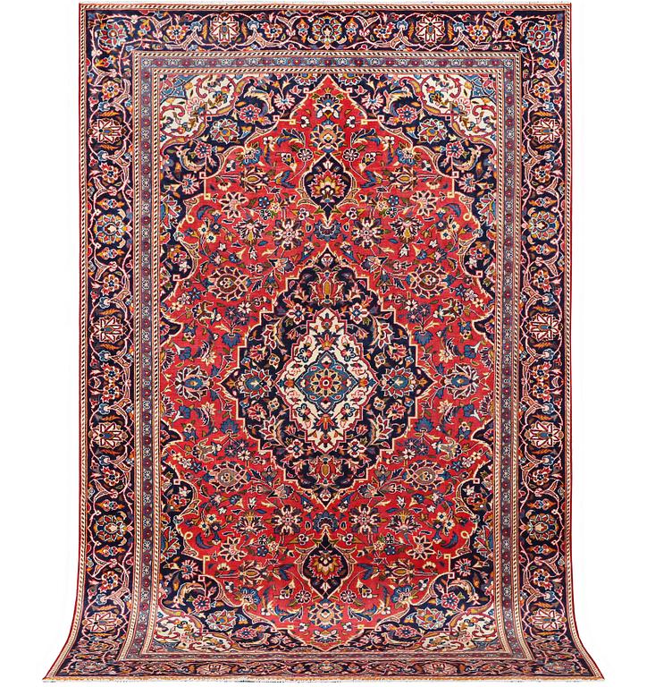 A carpet, Kashan, ca. 280 x 173 cm.