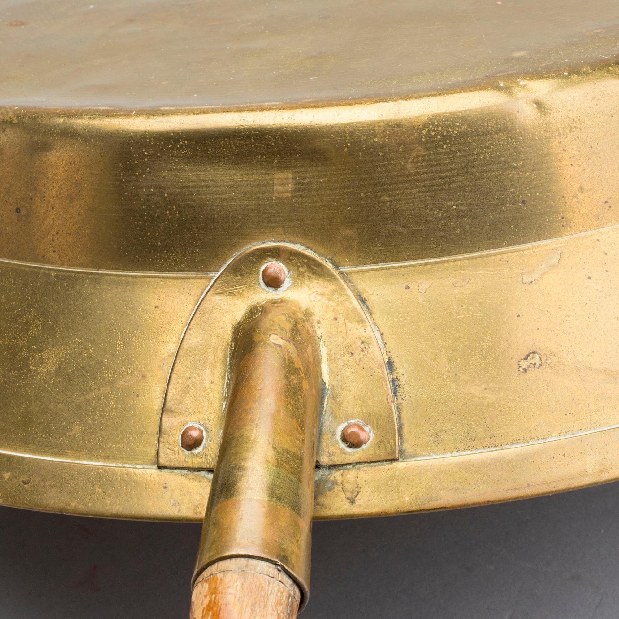 A Russian Cupper pot.