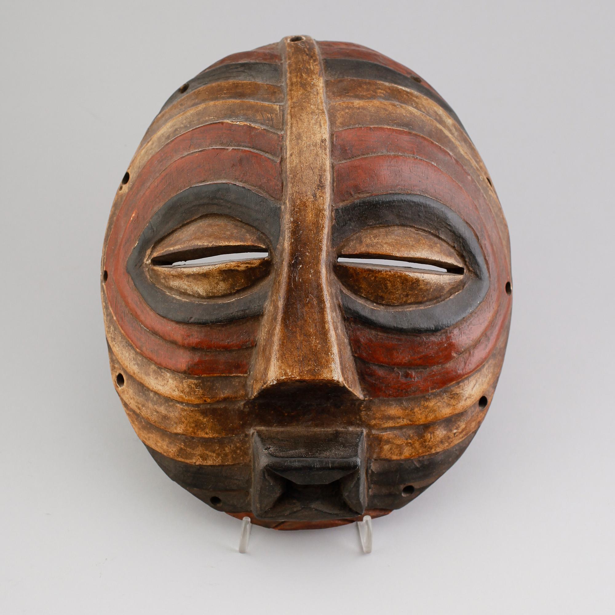 MASK, snidat trä, möjligen Baluba, Kongo, Afrika.