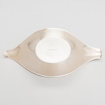 Anna-Greta Eker, A mahogany and silver sugar bowl and cream jug and a silver bowl, Auran Kultaseppä, Turku 1963-67.