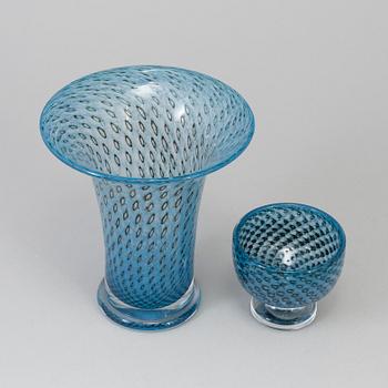 BERTIL VALLIEN, vas och skål på fot, Boda glasbruk 1970-tal.