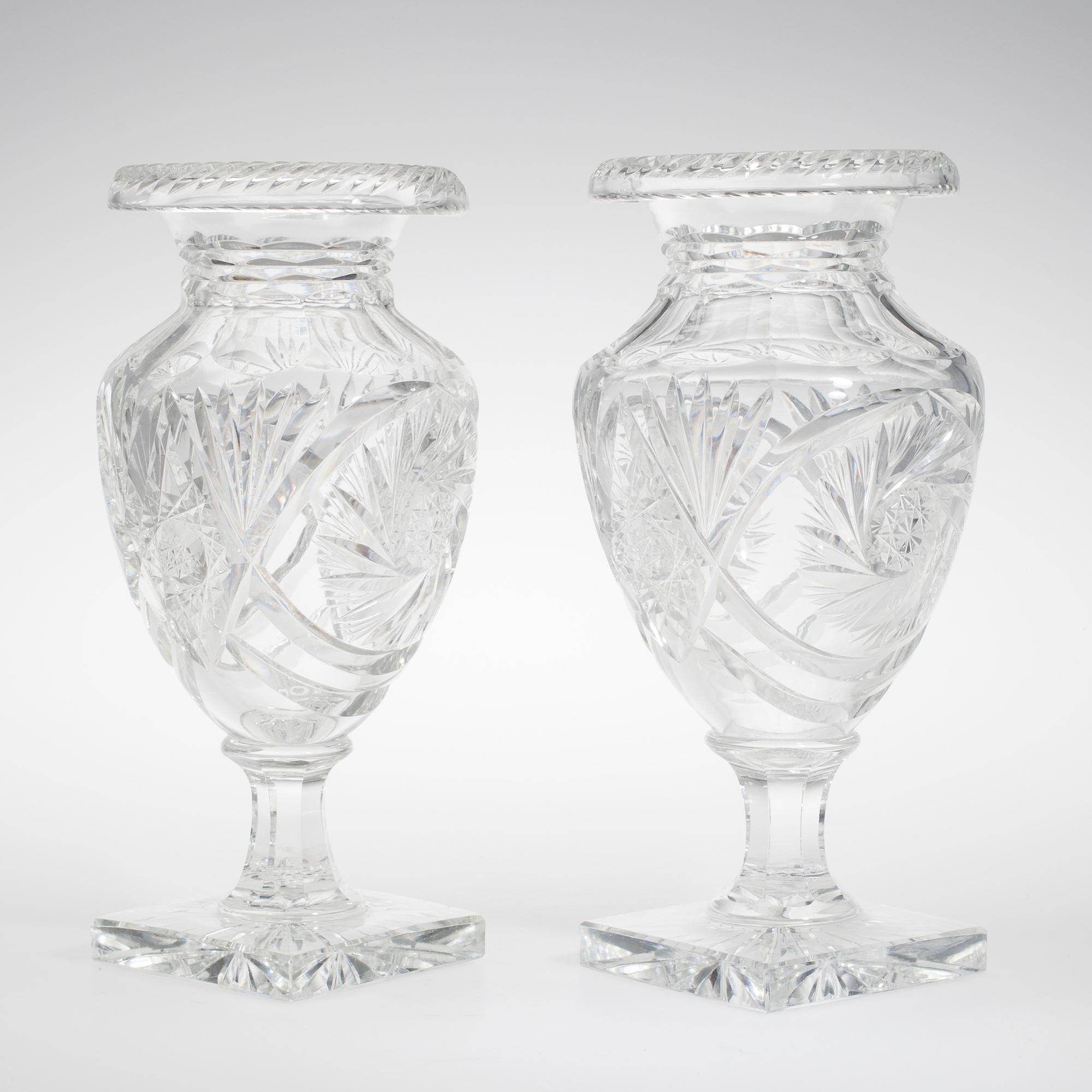 URNOR, 2 st, kristallglas, 1900-talets början.