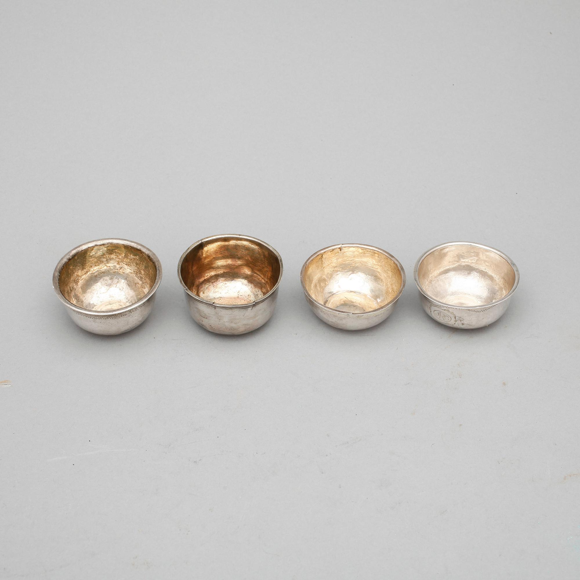 TUMLARE, 4 st, Sverige, 1700-talets slut/1800-talets första hälft. Vikt ca 53 g.