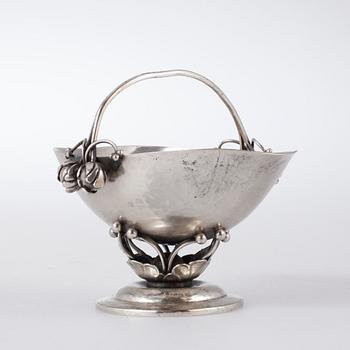 SALTKAR, sterlingsilver, Georg Jensen, Köpenhamn. 1900-talets första hälft. Vikt ca 80 g.