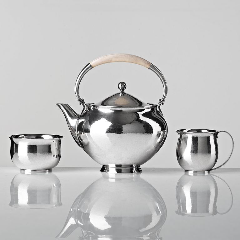 Harald Nielsen, teservis, tre delar, för Georg Jensen, Köpenhamn 1945-77, sterling.