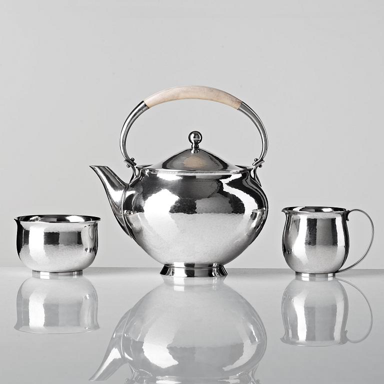 Harald Nielsen, a 3 pcs sterling tea service, Georg Jensen, Copenhagen 1945-77.