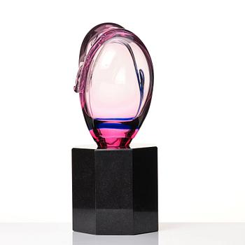 Erik Höglund, a unique glass sculpture, studio Strömbergshyttan, Sweden, 1988.