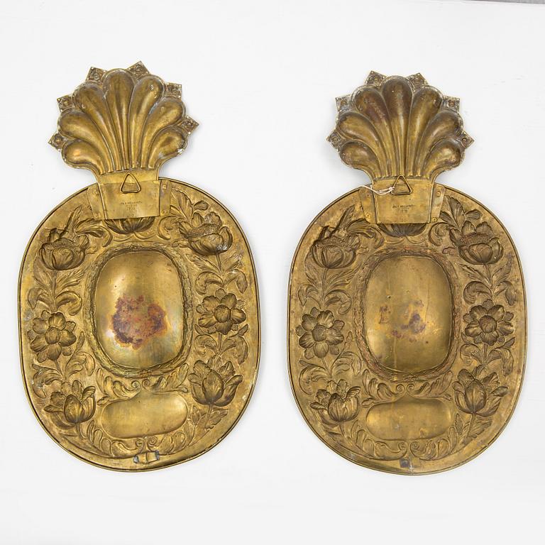 A pair of baroque style brass wall lights by Johan F. Hellström, Nyköping, 1898.